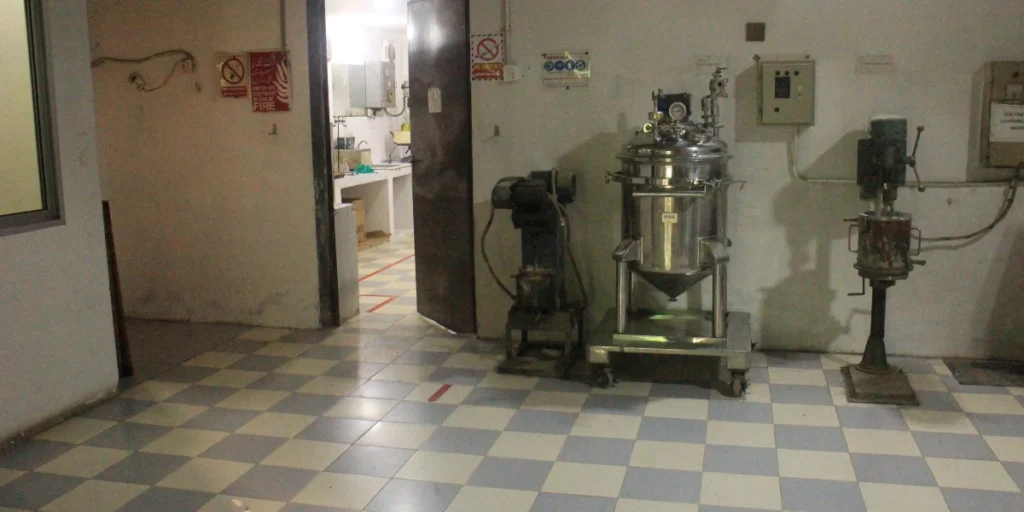 Industrial equipment and mixing machines used for Toll Manufacturing Services in Pakistan.